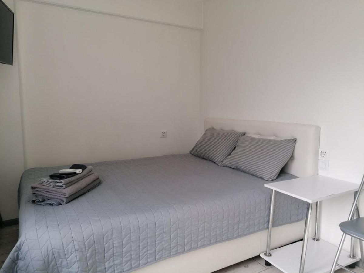 посуточно мини-студия метро дорогожичи Apartment